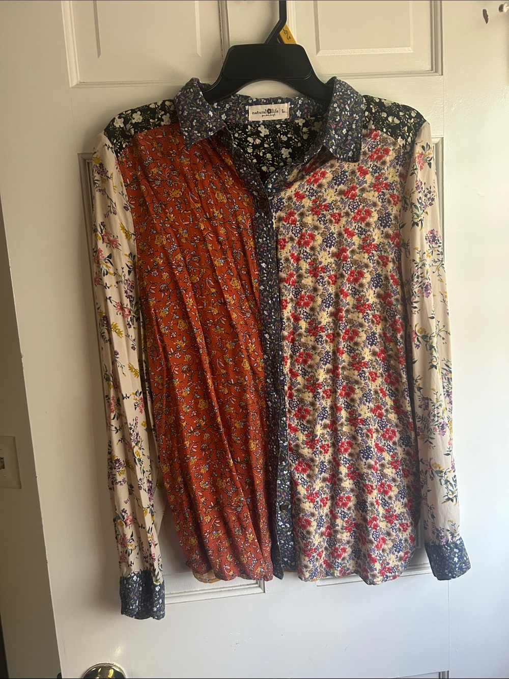 NATURAL LIFE  Floral Button-Up Blouse